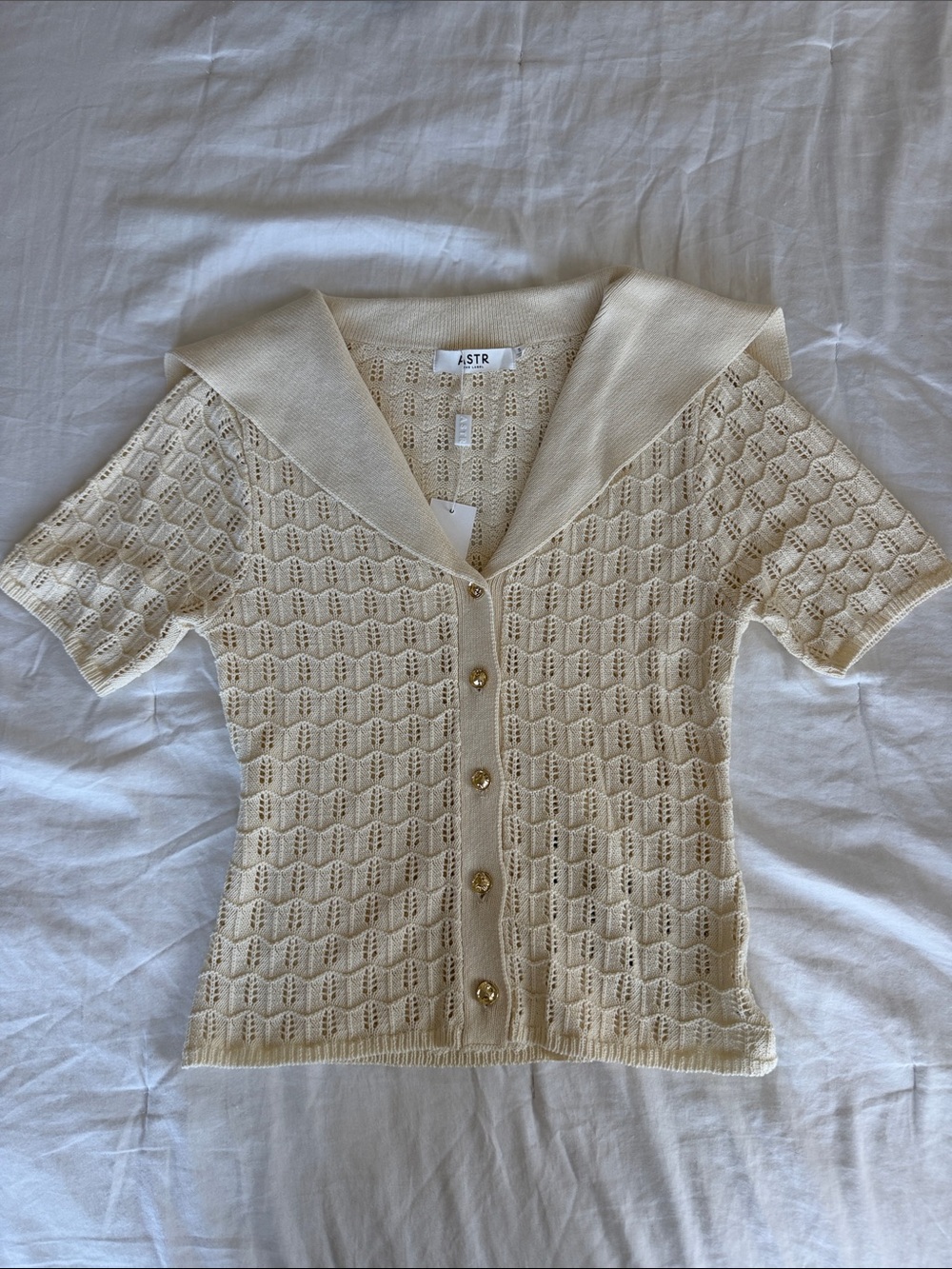 Astr Cream Knit Short-Sleeve Cardigan with Sailor Collar